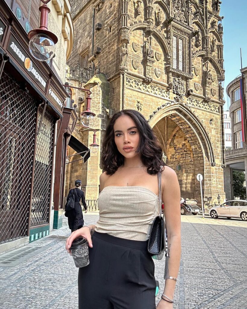 Victoria June Biography: Life Story & Career Journey 2025