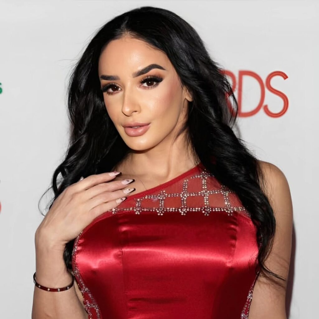 Sheena Ryder Bio, Real Story, Career & Net Worth 2025