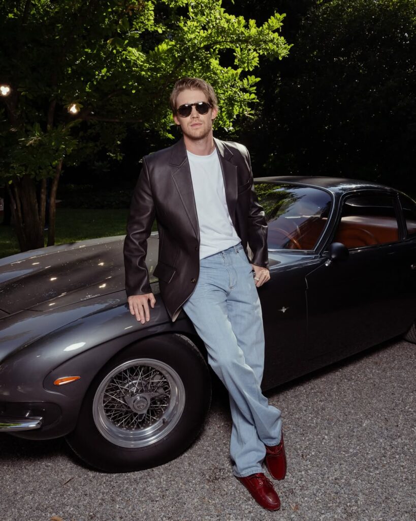 Joe Alwyn Net Worth: Fortune, Career & Biography 2025