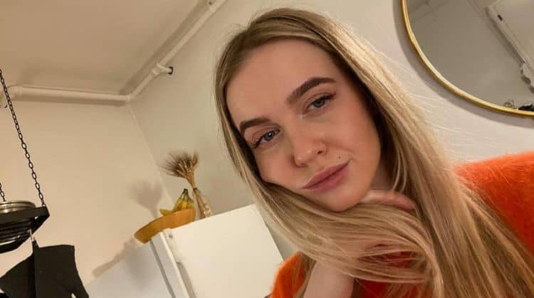 Roan Curtis: Bio, Age, Height, Career & Net Worth 2025