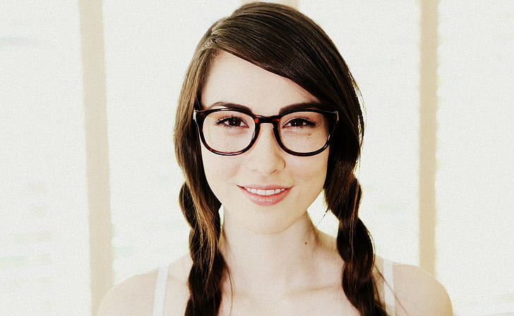 Emily Grey: Complete Biography, Age, Career & Net Worth 2025