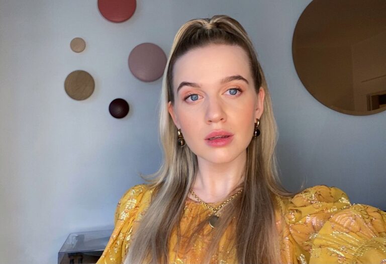 Roan Curtis: Bio, Age, Height, Career & Net Worth 2025