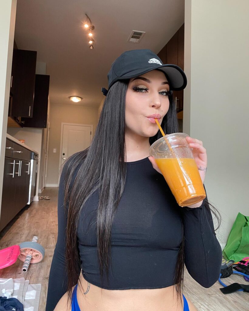 Vivian Taylor: Complete Bio, Age, Net Worth & Career Facts